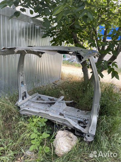 Средняя стойка Kia Sportage 3 2016 Кузов