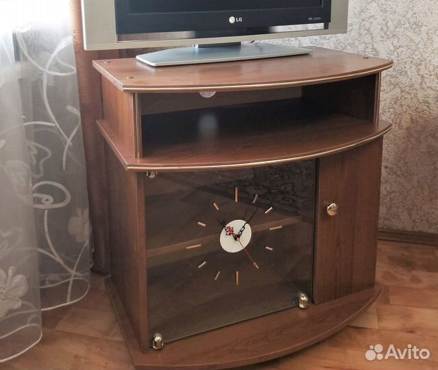 Тумба под телевизор