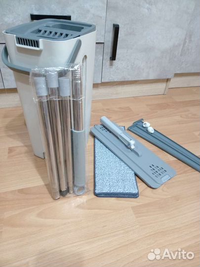 Швабра с ведром и отжимом новая