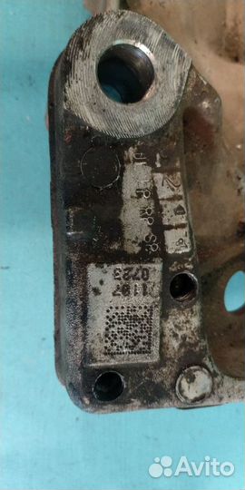 Балка подмоторная VW Volkswagen Jetta