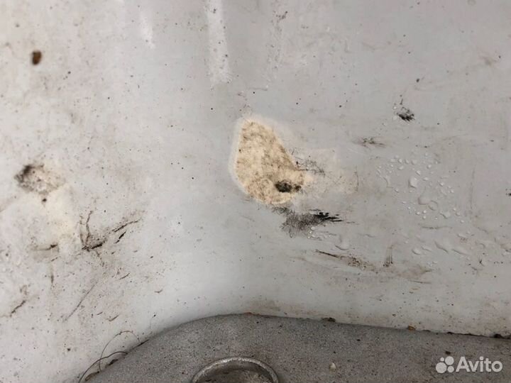 Корпус подножек левый Man