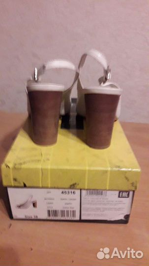 Босоножки женские 38 размер натуральная кожа новые