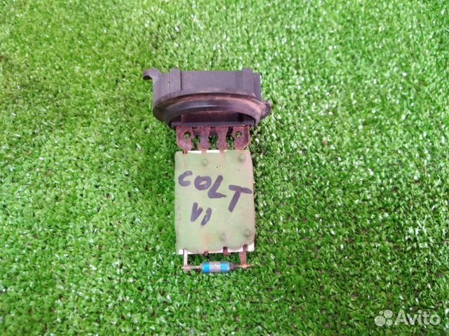 Резистор отопителя печки реостат Mitsubishi Colt