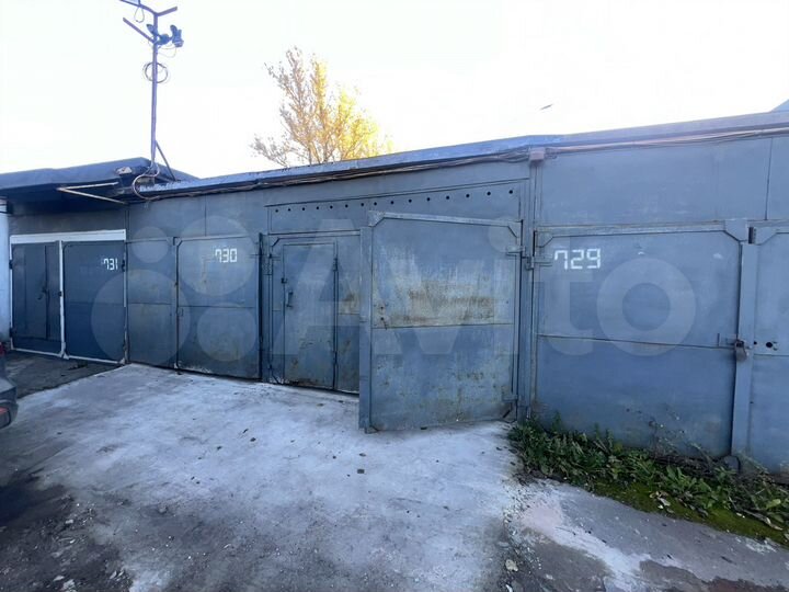 Гараж, > 30 м²