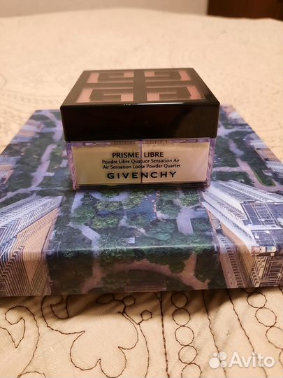 Пудра Givenchy Prisme Libre 01