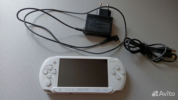Sony PSP e1008