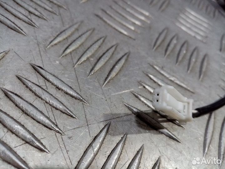 Б/У Датчик ABS задний левый#001