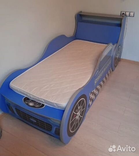 Кровать машина с подсветкой