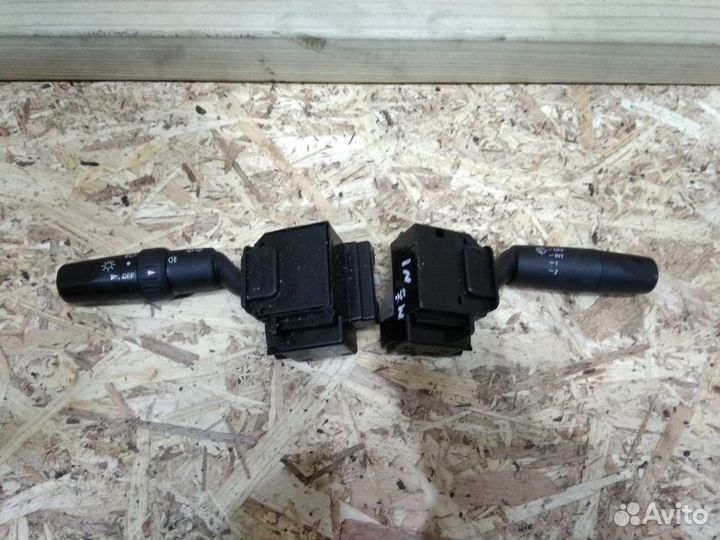 Подрулевые переключатели Мазда 3 BK