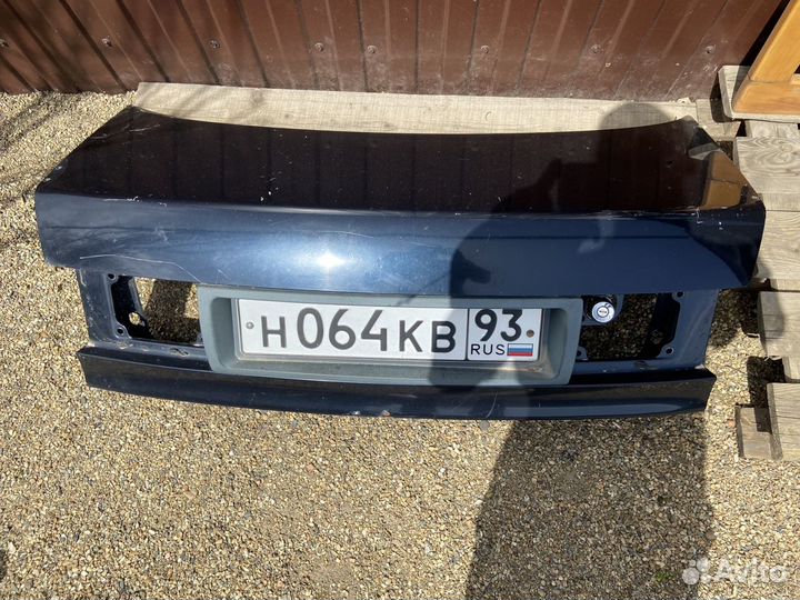 Крышка багажника Audi 80 B4
