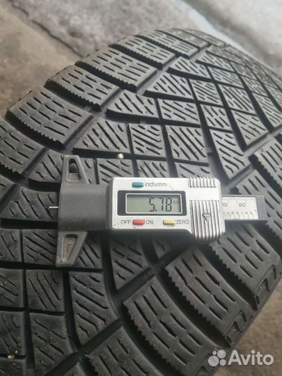 Pirelli Ice Zero FR 215/60 R17