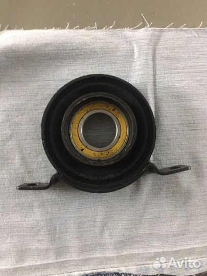 Продам подшипник подвесной bmw x5