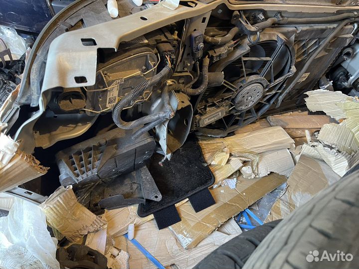 Ноускат volvo S40 V50 ксенон оригинал серебро