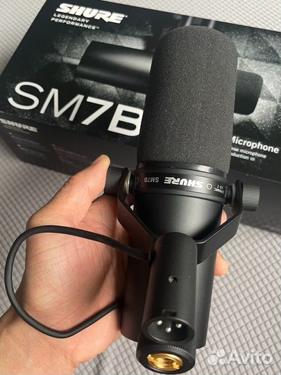 Студийный микрофон Shure SM7B