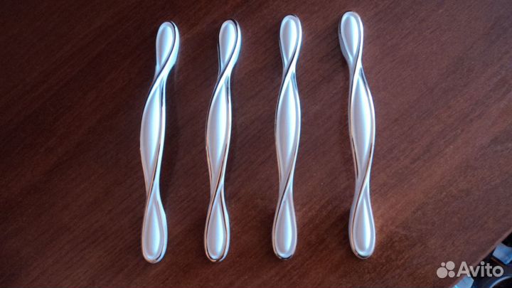 Ручки для мебели