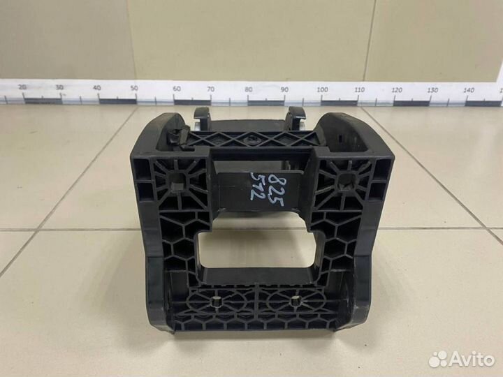 Подлокотник Skoda Octavia