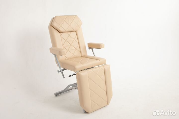 Косметологическое кресло кушетка на гидравлике
