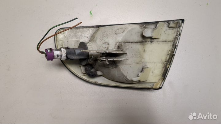 Поворот Audi A4 (B5), 1997