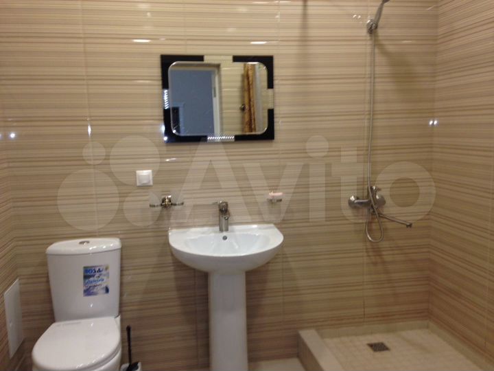 2-к. квартира, 80 м², 4/5 эт.