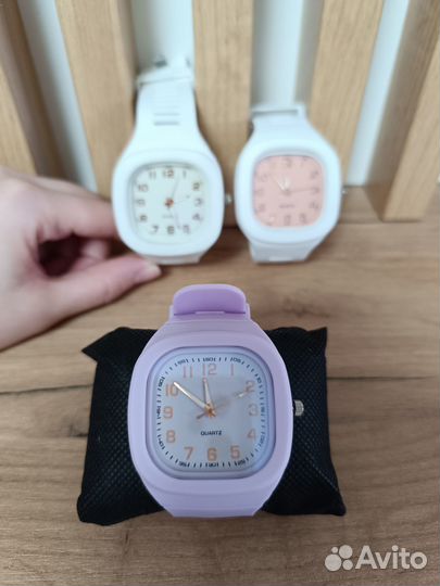 Часы наручные унисекс