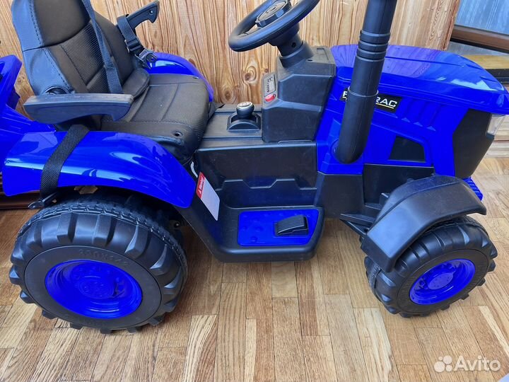 Электромобиль трактор с прицепом