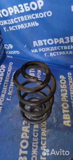 Задняя пружина Nissan Qashqai J10 кроссовер MR20DE