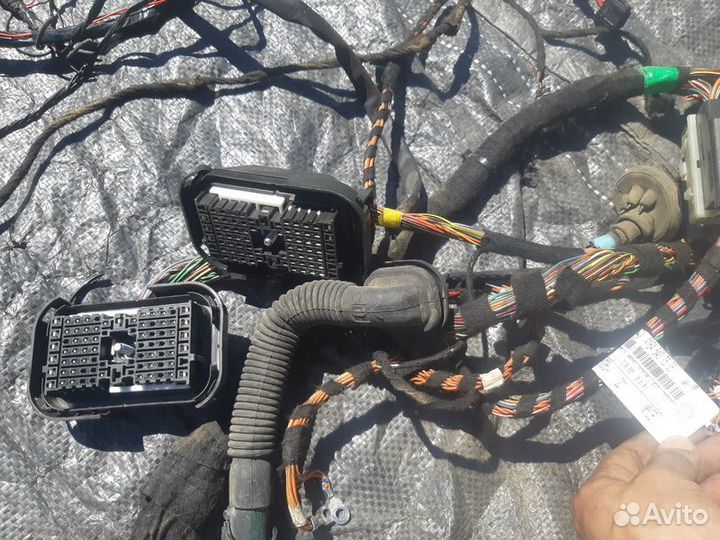 Проводка салонная Nissan X-Trail T31