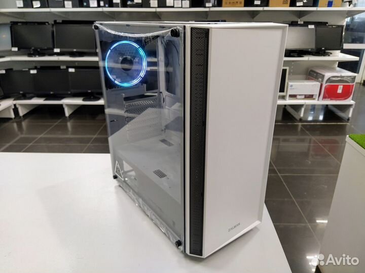 Новый корпус для компьютера Zalman R2