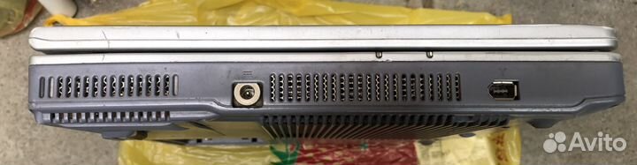 Старинный ноутбук