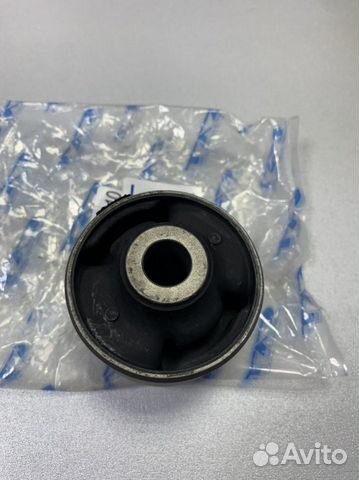 Сайлентблок поперечнего рычага Солярис Киа 2017