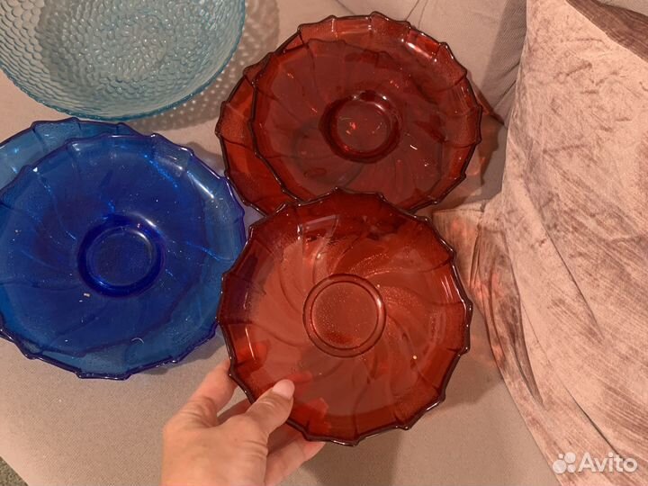 Тарелки стекло цветное