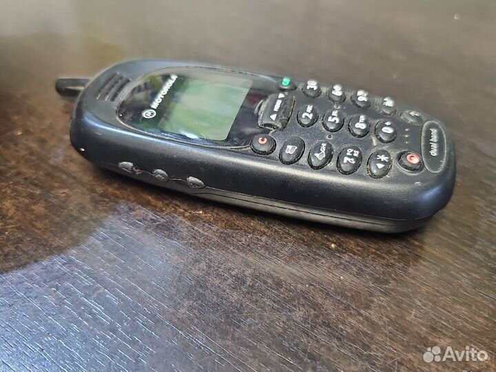Телефон Motorola MC2-41b12