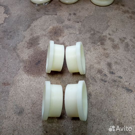 Капролоновая вставка в рулевую тягу