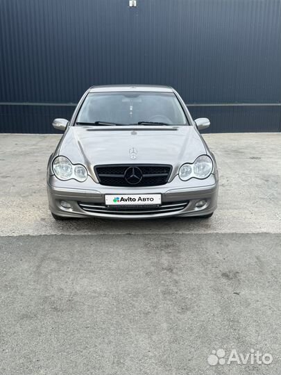 Mercedes-Benz C-класс 1.8 AT, 2005, 400 000 км