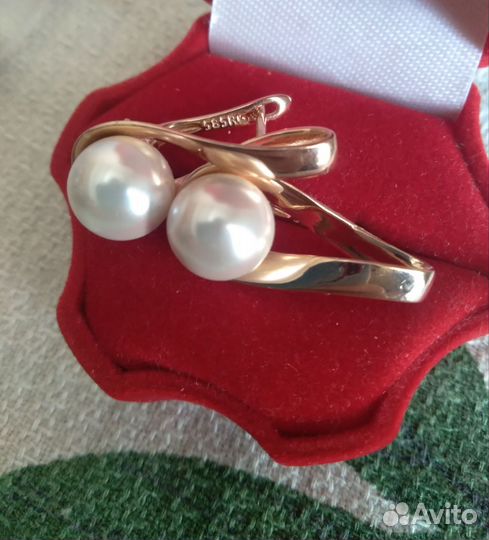 Золотые серьги с жемчугом