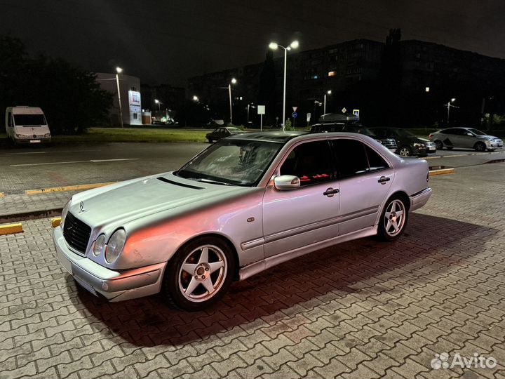 Mercedes-Benz E-класс 2.2 AT, 1998, 250 000 км