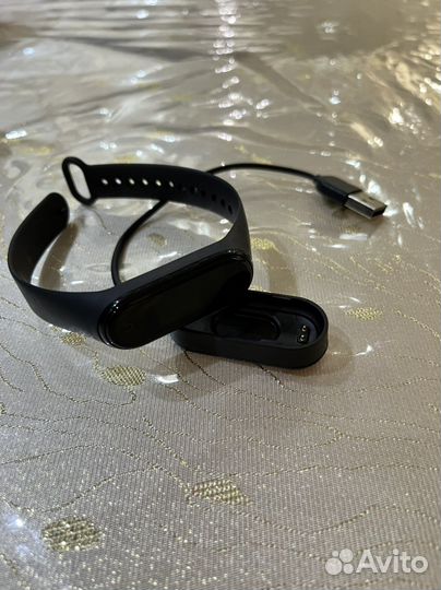Фитнес-браслет Xiaomi Mi Band 4