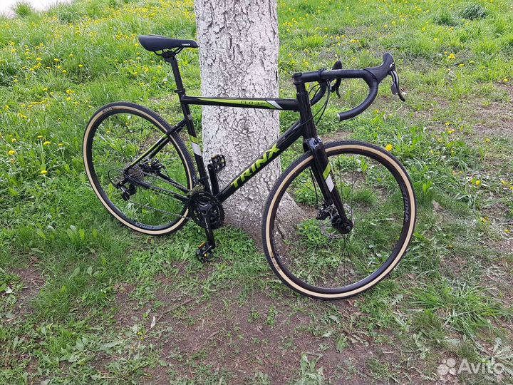 Велосипед гравийный Trinx Climber 3.2 700C