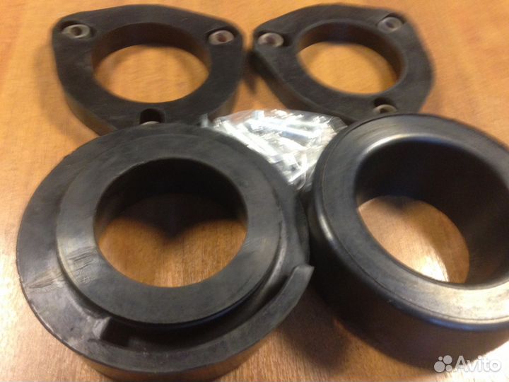 Проставки для увеличения клиренса KIA Sorento