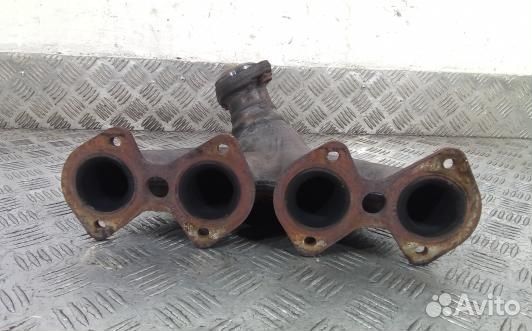 Выпускной коллектор бензиновый mercedes benz C-cla