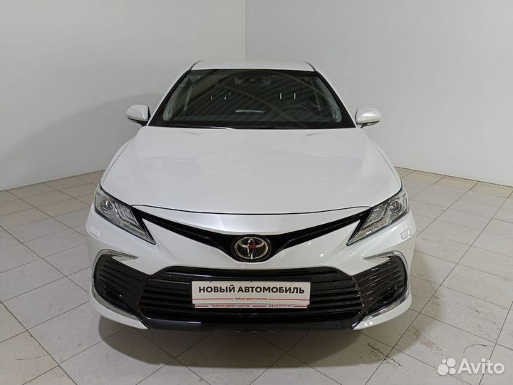 Toyota Camry 2.5 AT, 2024