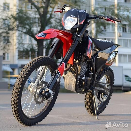 Мотоцикл Zuumav FX 250