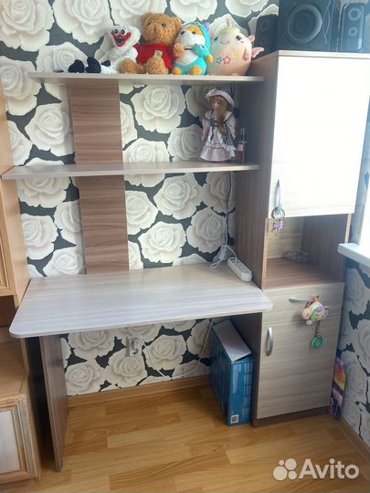 Компьютерный стол