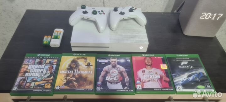 Xbox One S