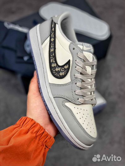Кроссовки Nike Air Jordan 1 Low & Dior