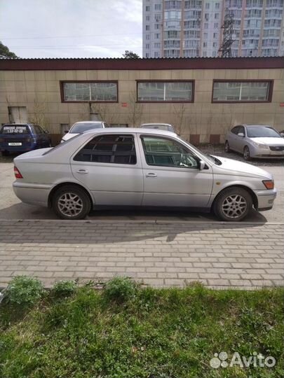 Toyota Vista 2.0 AT, 1998, 299 999 км