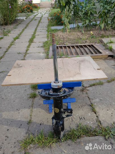 Стойка Передняя Левая Hyundai I30 2007-2012г