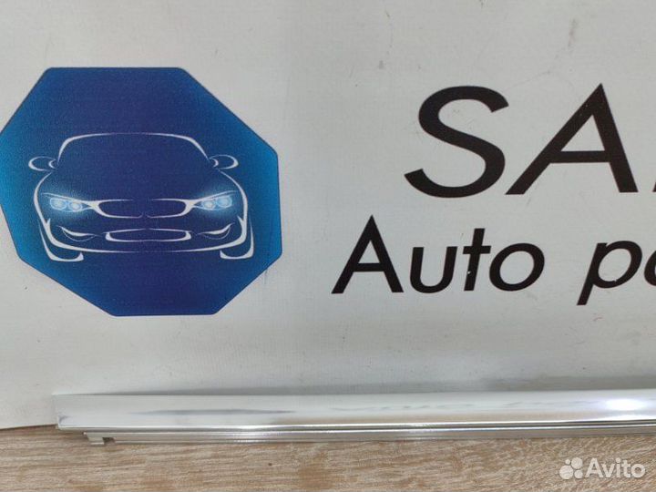 Молдинг двери задний левый Bmw X5 E70 N62B48 2008