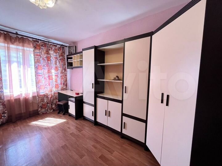 2-к. квартира, 64 м², 5/17 эт.