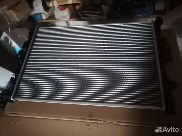 Радиатор охлаждения Мондео 4
